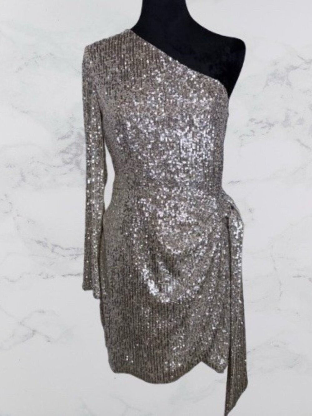 NWOT Gianni Bini Valerie One Shoulder Sequin Dress Gold Size 6 Cocktail Party